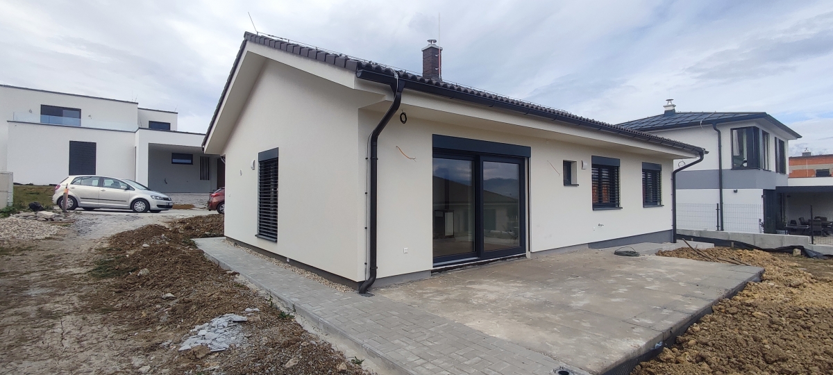 Nízkoenergetický prízemný dom Pršianska Terasa